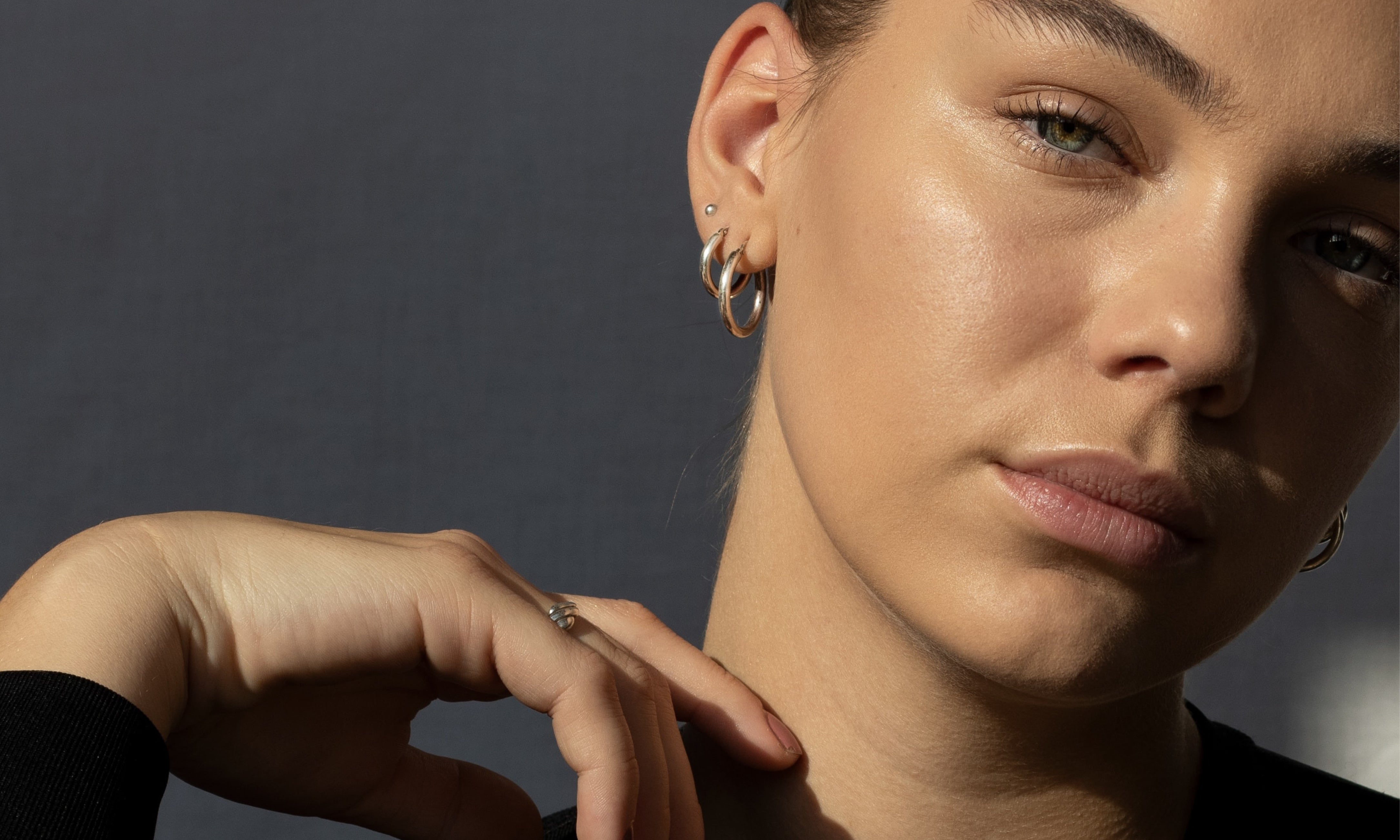 5 HABITS OF THOSE WITH GLOWING SKIN