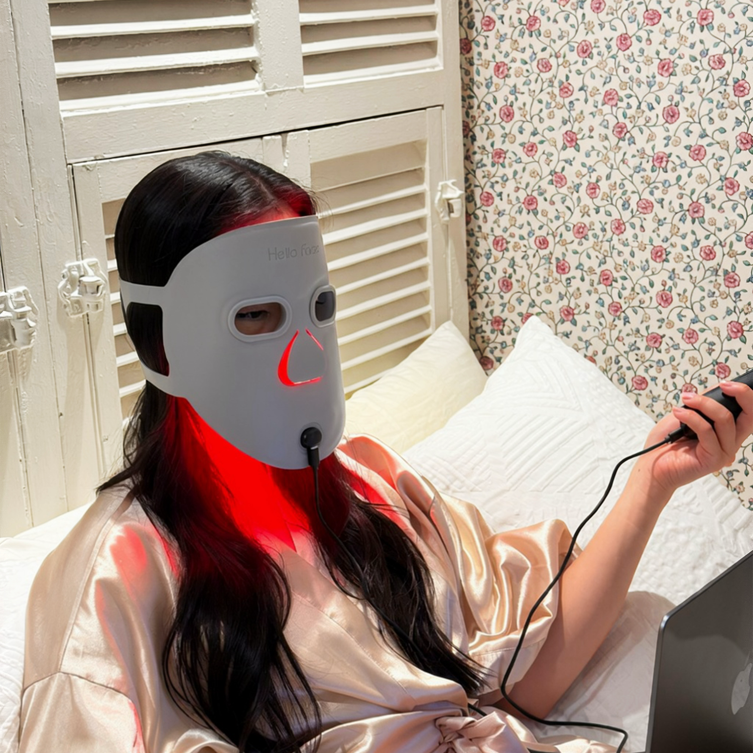 LED Light Therapy: What It Actually Does for Your Skin