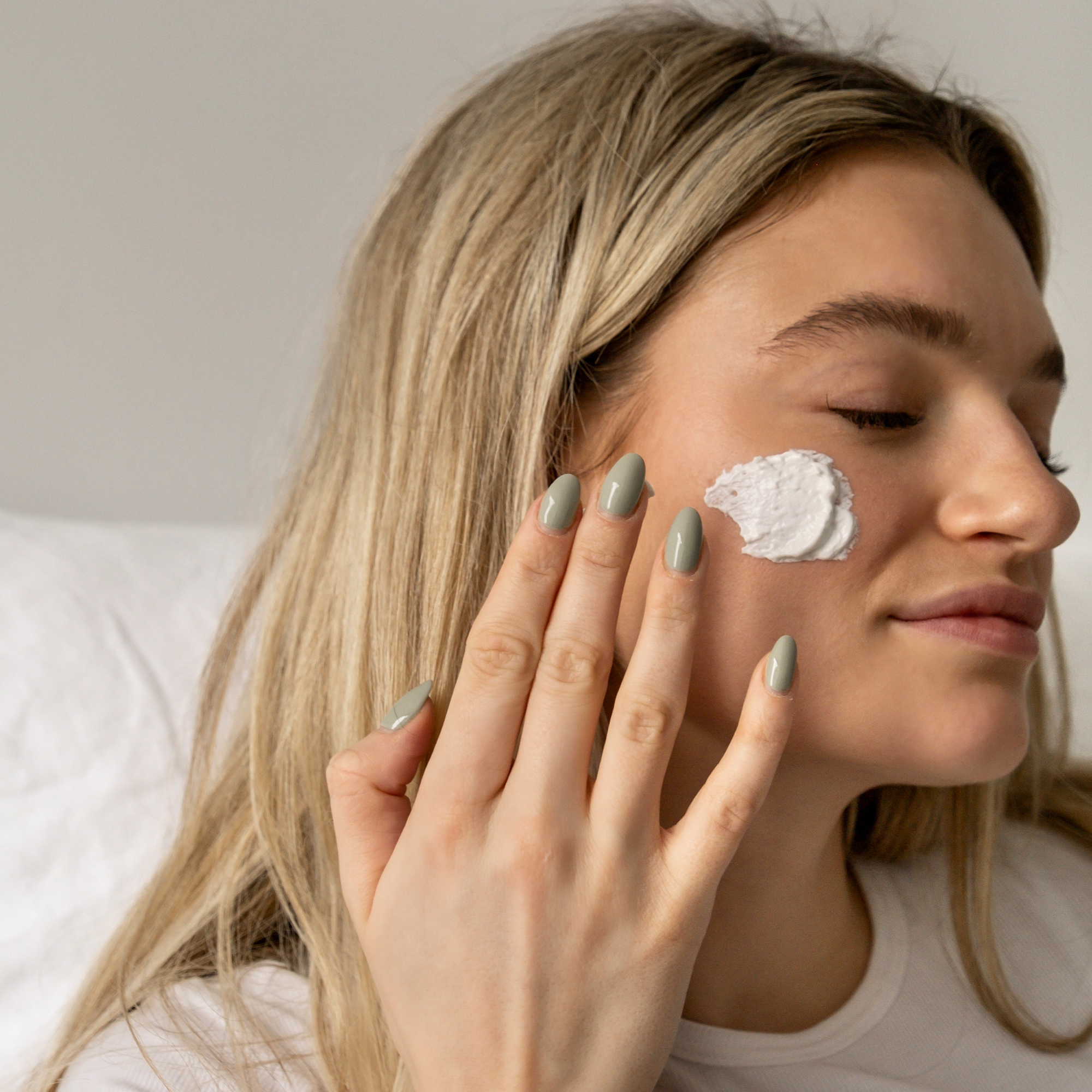 Your Skin Runs on a Clock: The Case for Chrono-Skincare