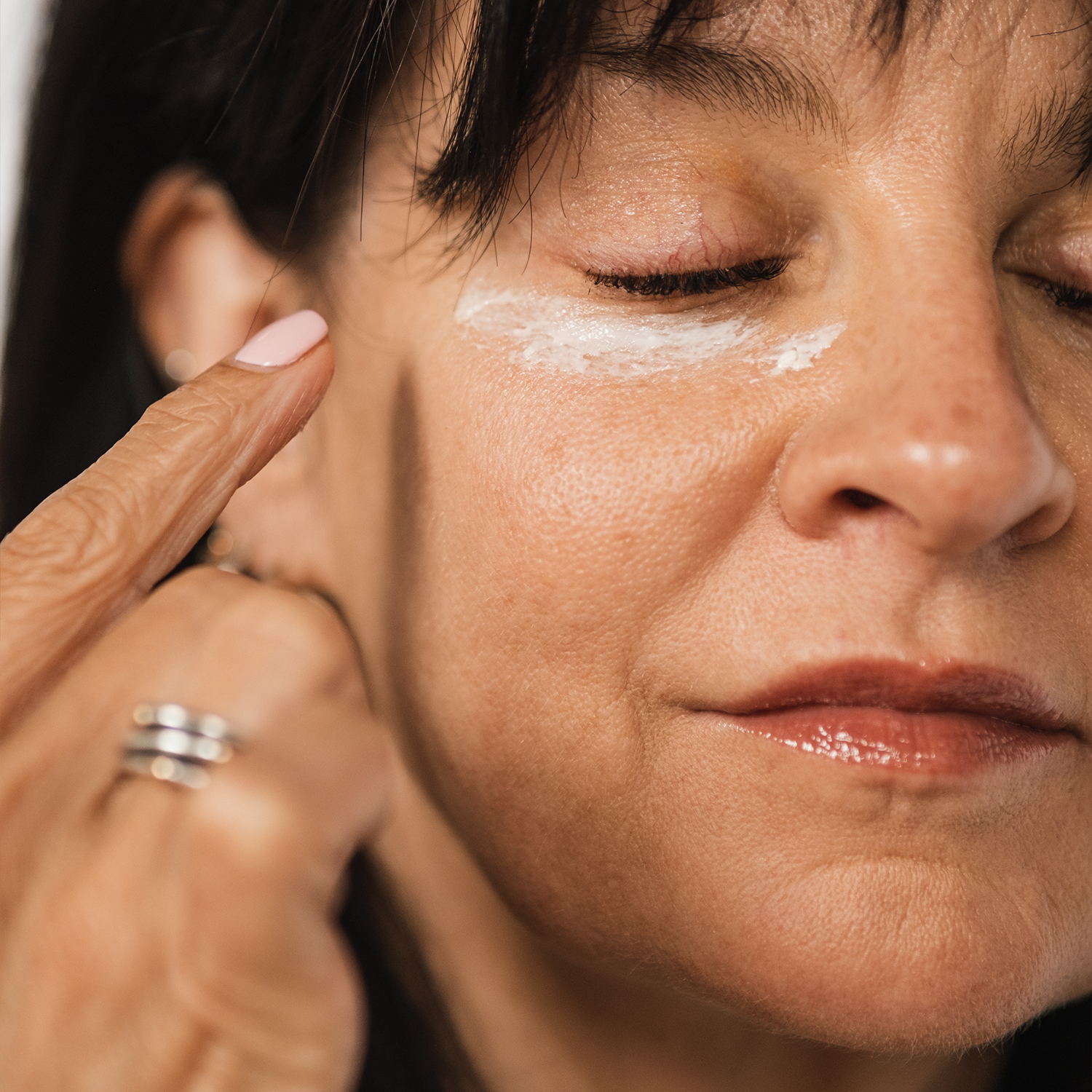 Skin Cycling vs. Medical-Grade Consistency: When to Rotate, When to Commit