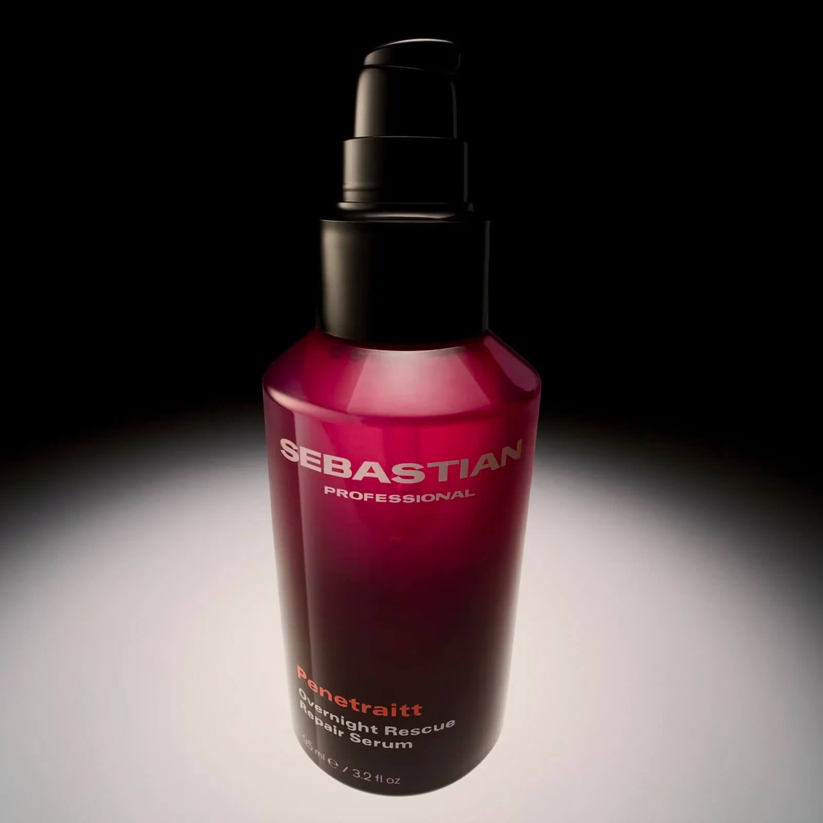 Sérum réparateur de nuit Sebastian Penetraitt pour cheveux, bouteille de 100 ml, texture liquide et soin capillaire.