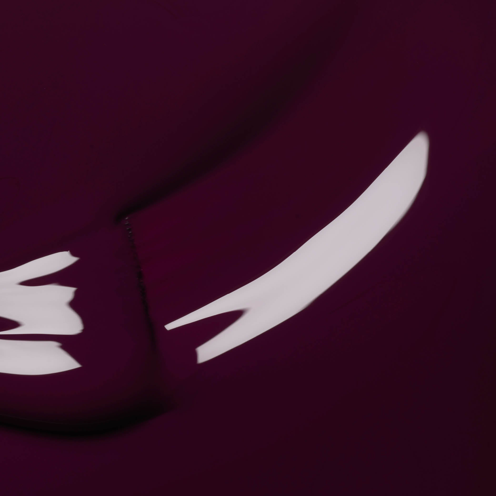 Green Nail Polish – Red Shades