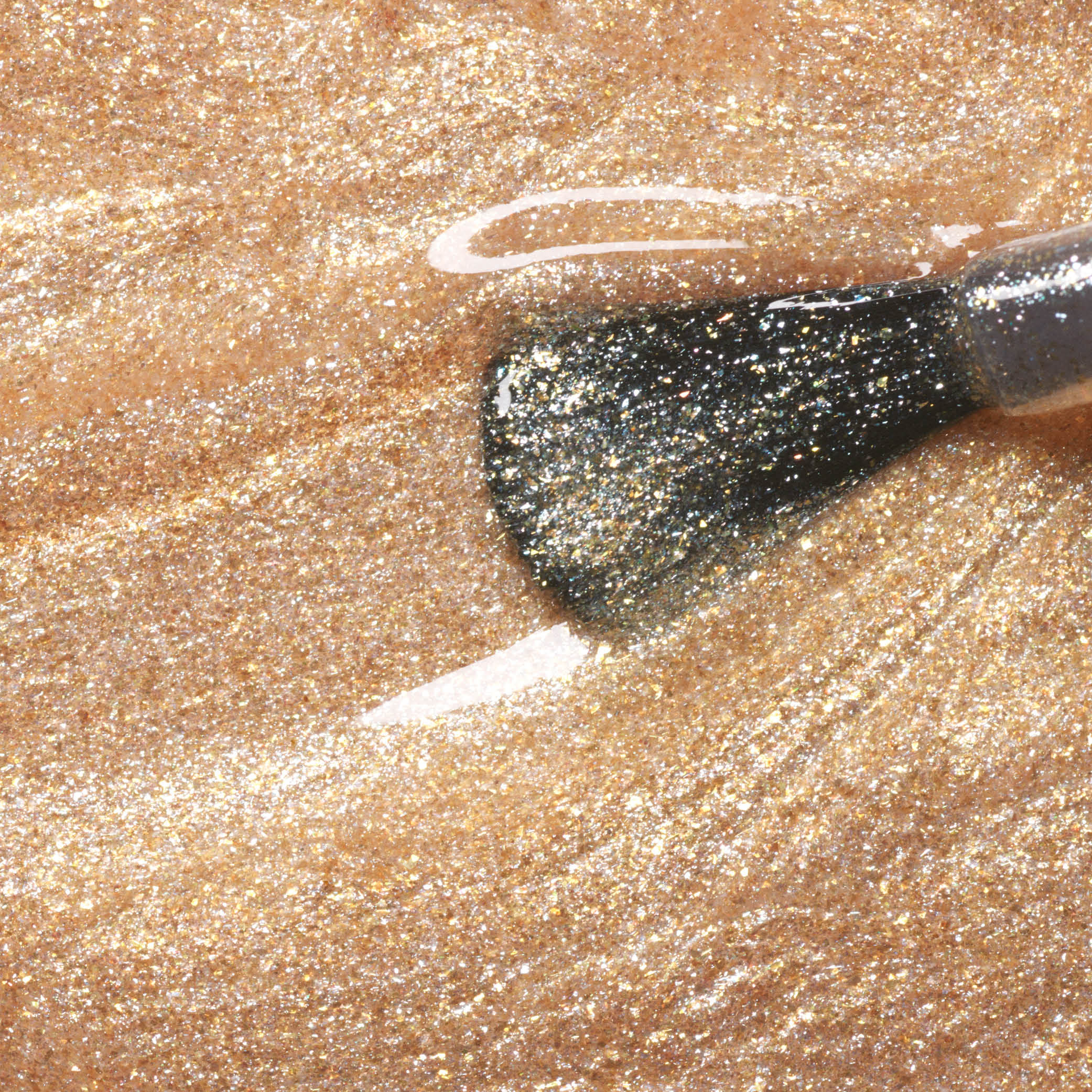 Green Nail Polish – Orange Shades