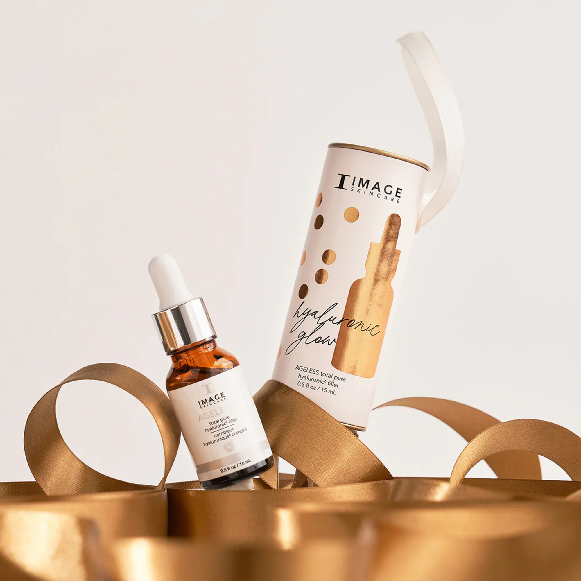 Hyaluronic Glow Ornament