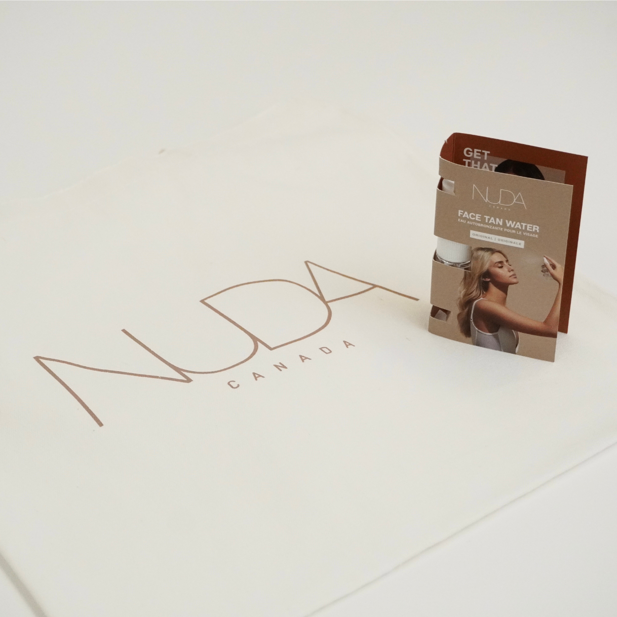 Nuda Bag + Face Tan Water (5ml)