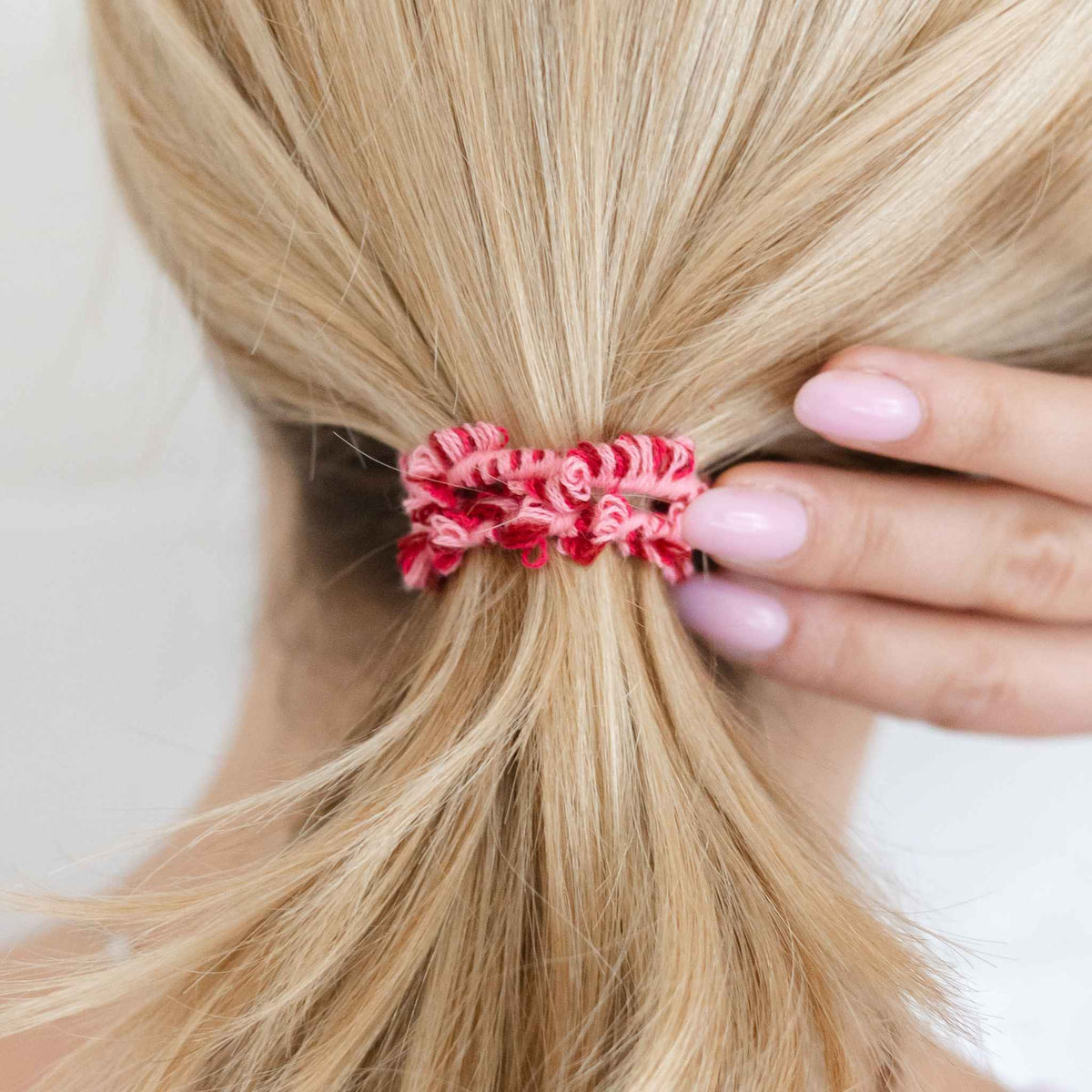 Crochet hair ties for sensitive scalp thinning hair red pink
#color_hot-jam