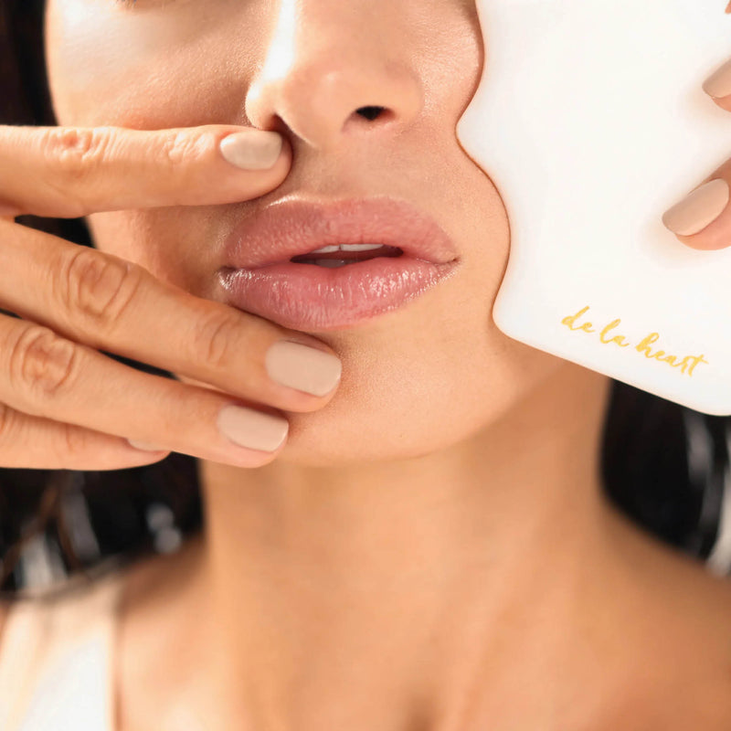 Gua sha de jade blanc