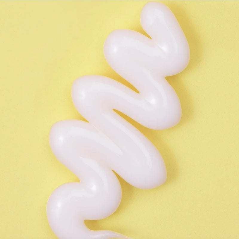 design-me-holiday-ornament-bounce-me-curl-balm-3