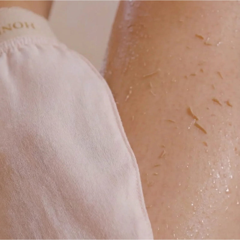 honeylux-exfoliating-silk-body-mitt-1