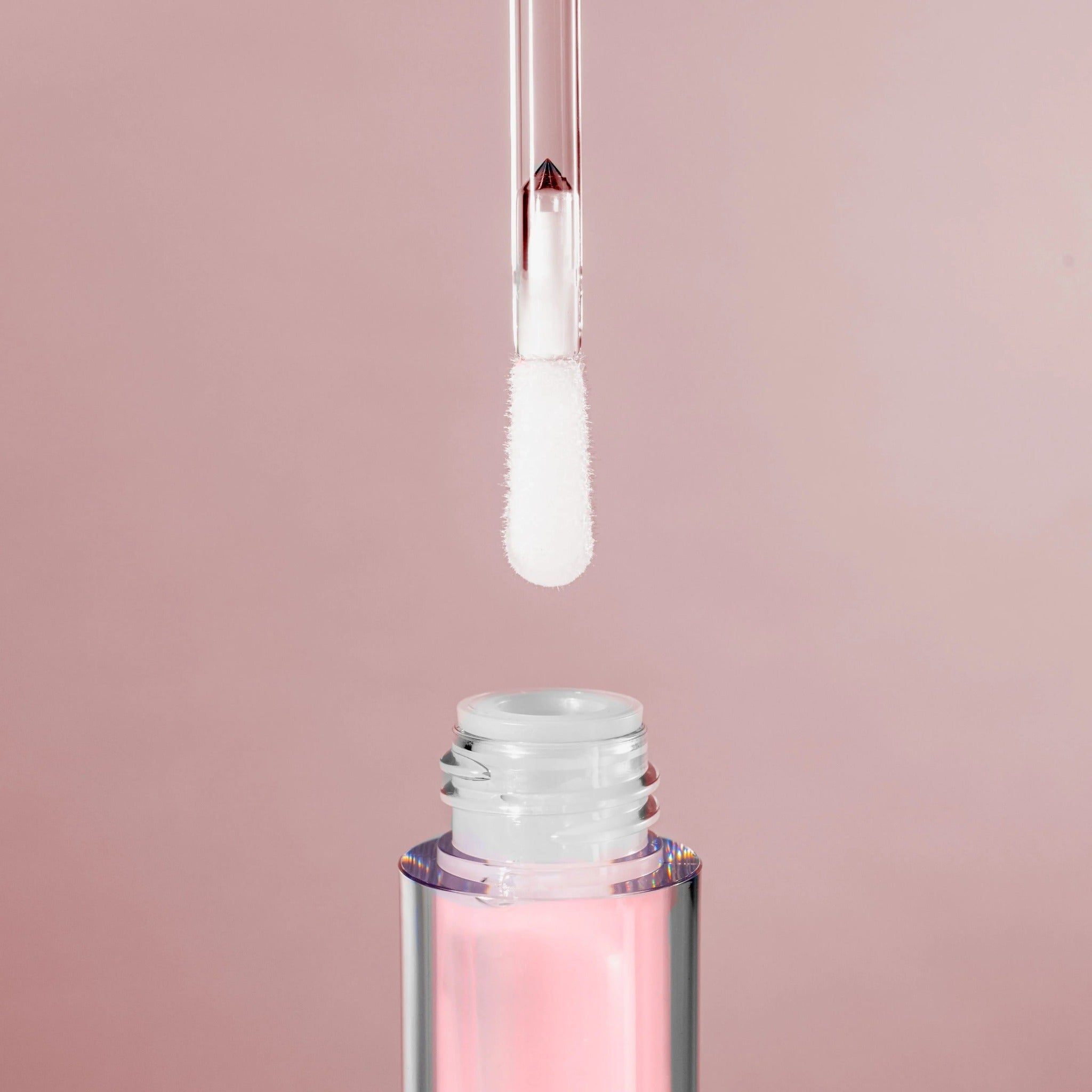 Hydrating and Smoothing Lip Serum