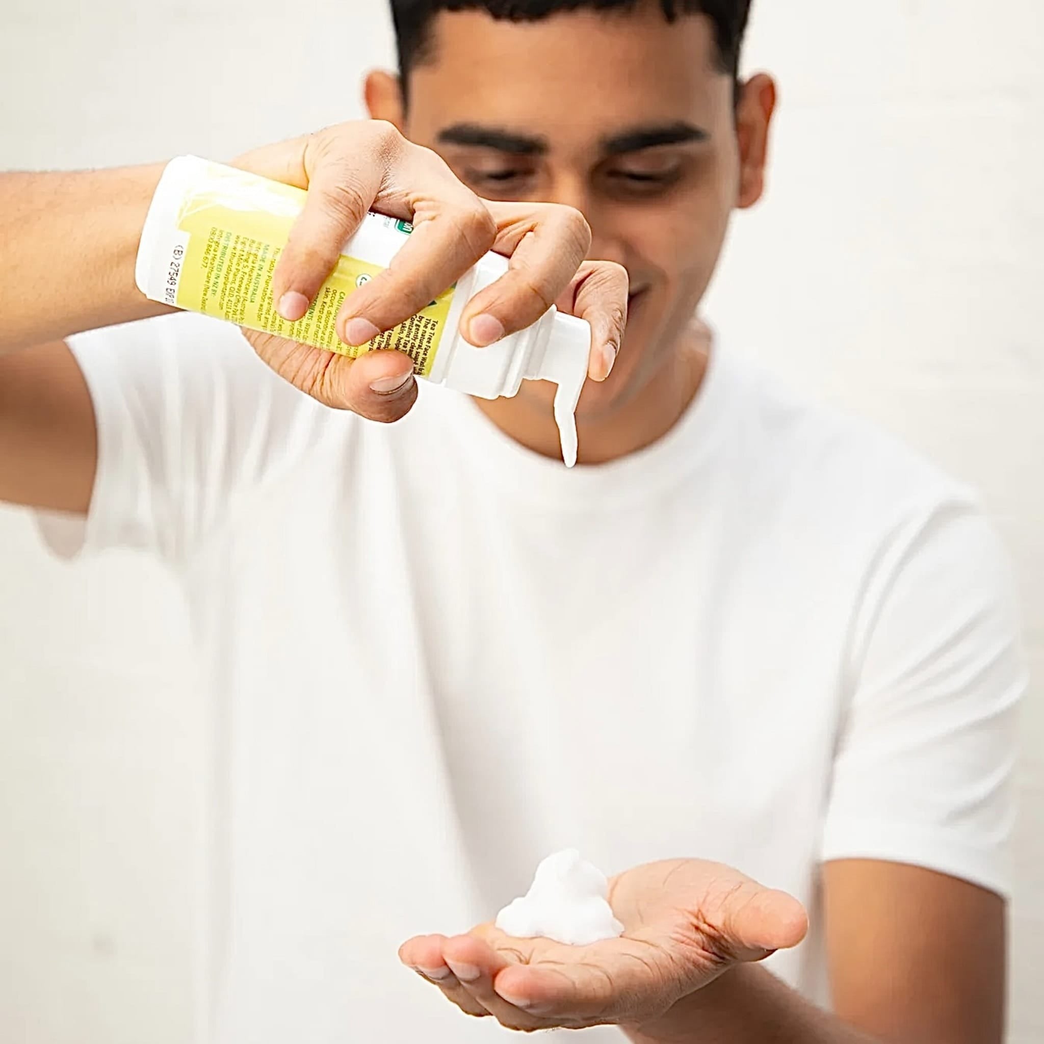 Tea Tree Foaming Face Wash