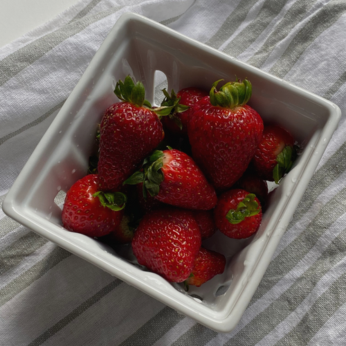 Daily Habits for a Thriving Gut Microbiome & Skin Health