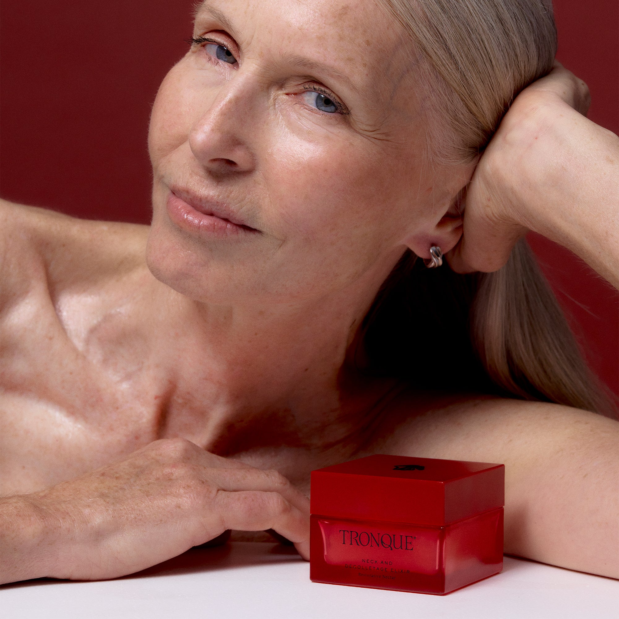 Neck and Décolletage Elixir