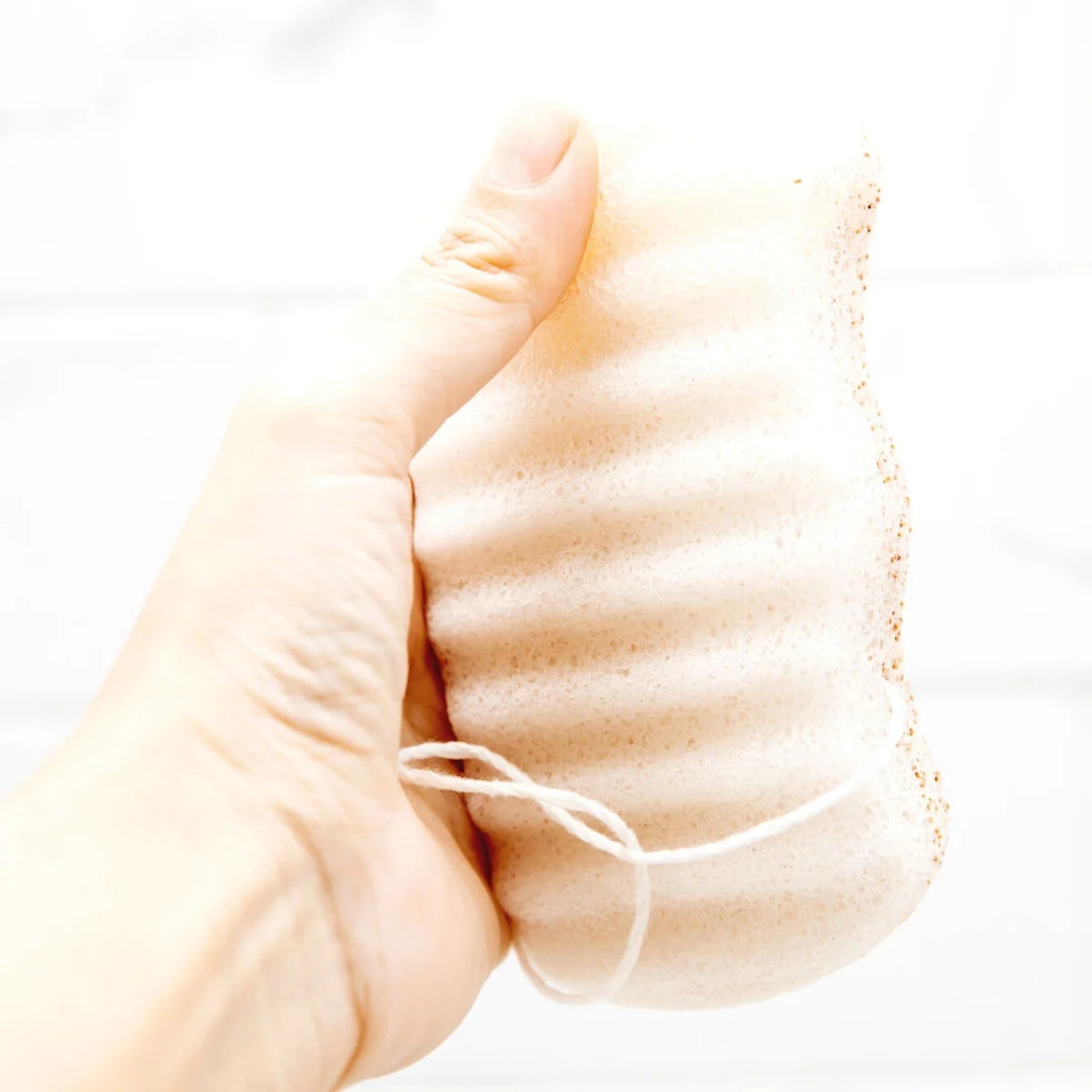 Konjac Walnut Exfoliating Body Sponge