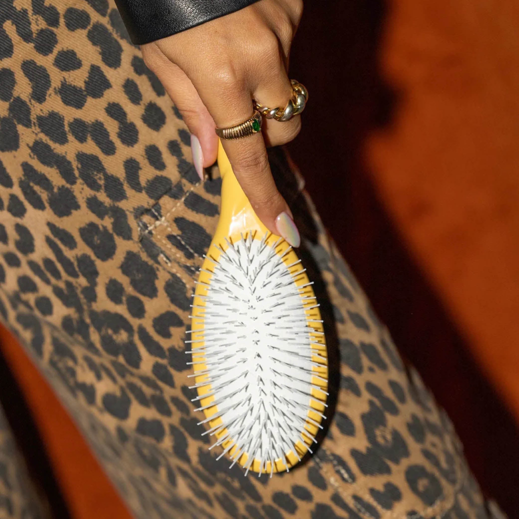 NO7 La Brosse stimulante et démêlante - grande