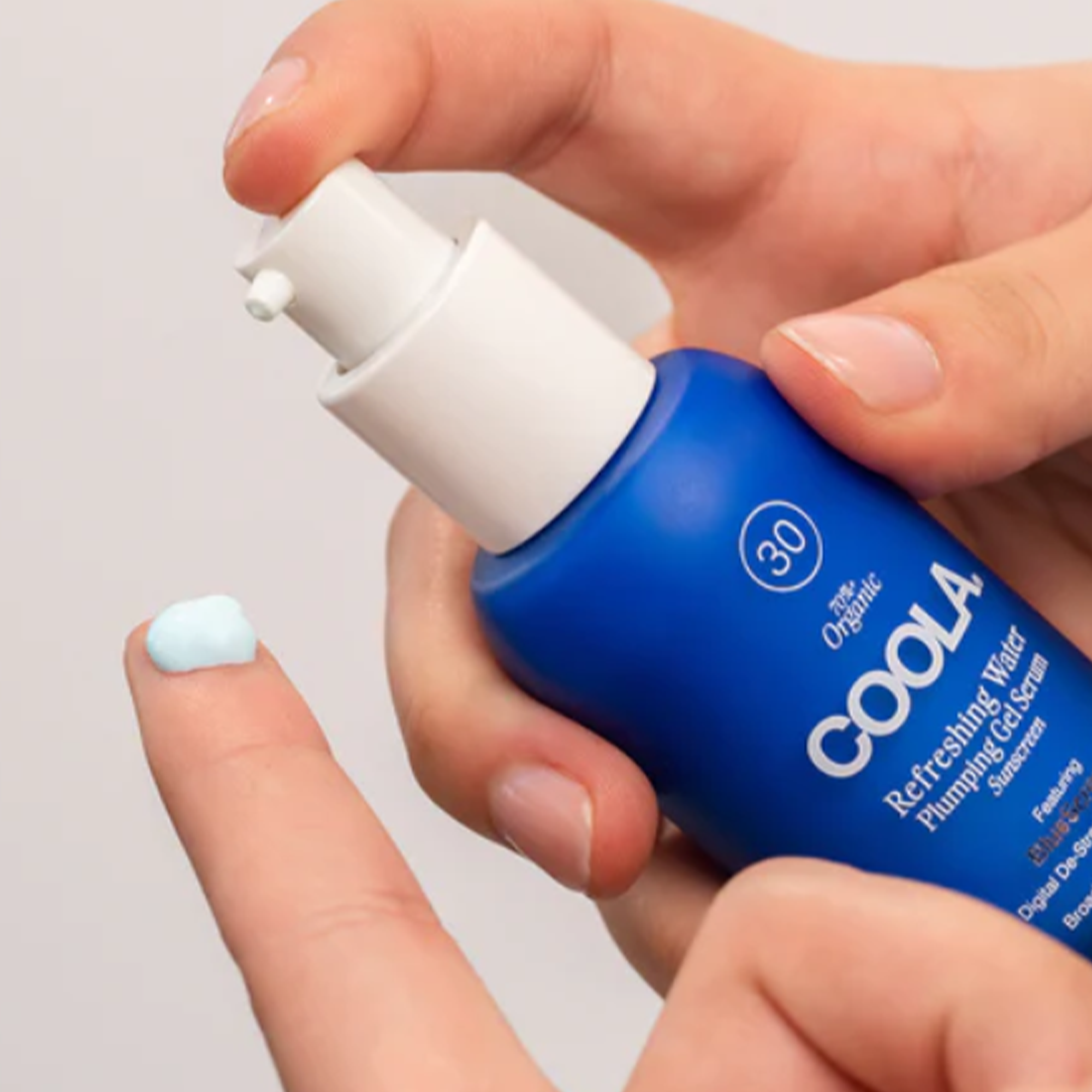 Refreshing Water Plumping Gel Serum SPF 30