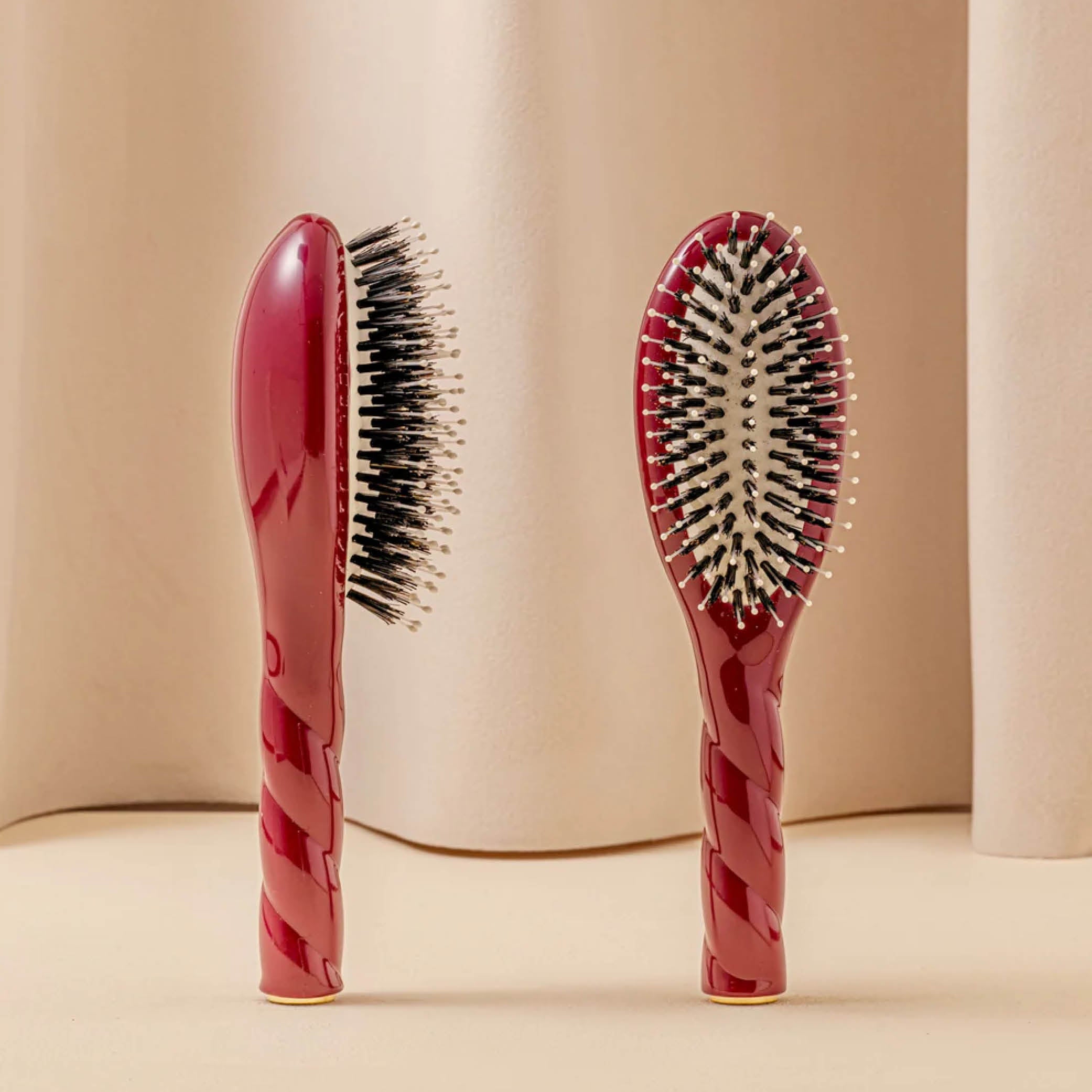N03 The Essential Gentle Scalp Care Hair Brush - Small