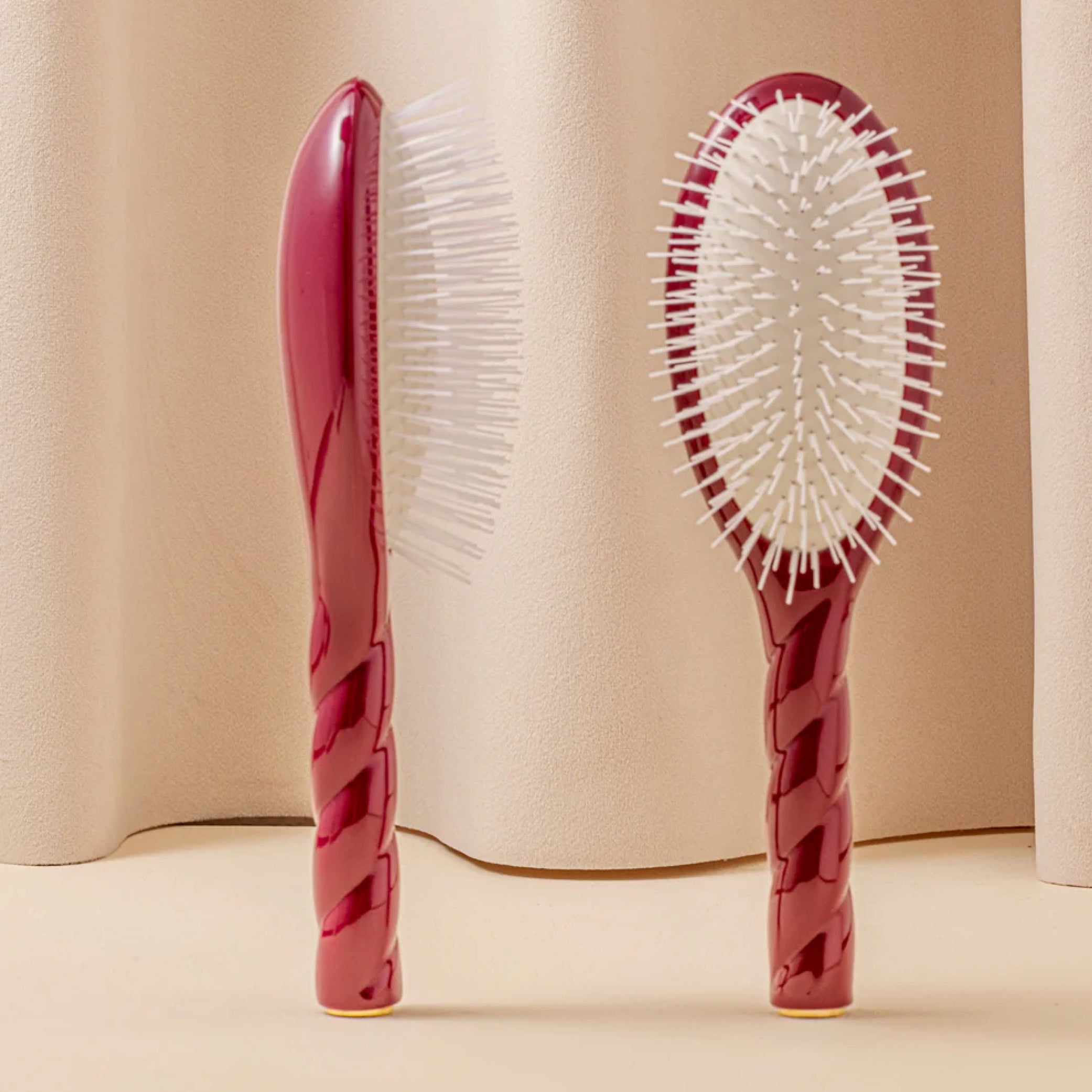 N07 The Stimulating & Detangling Hair Brush - Large