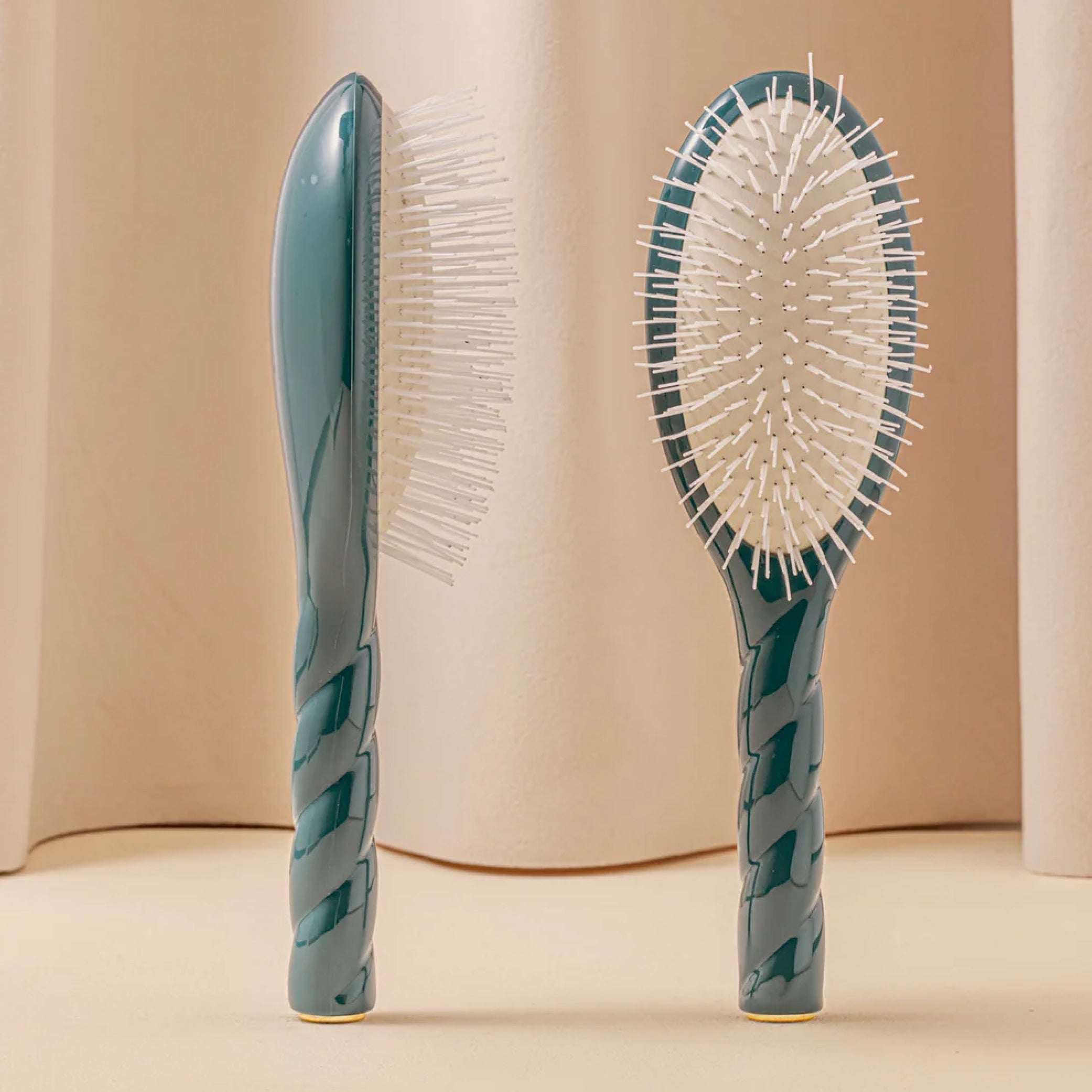 N07 The Stimulating & Detangling Hair Brush - Large