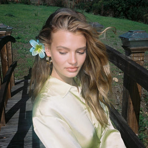 emi-jay-super-bloom-clip-1
