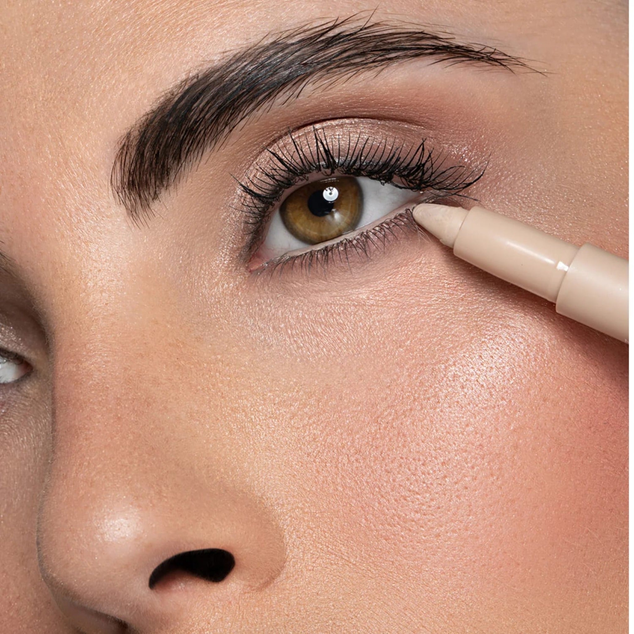 Crayon Eyeliner Kajal Longue Tenue