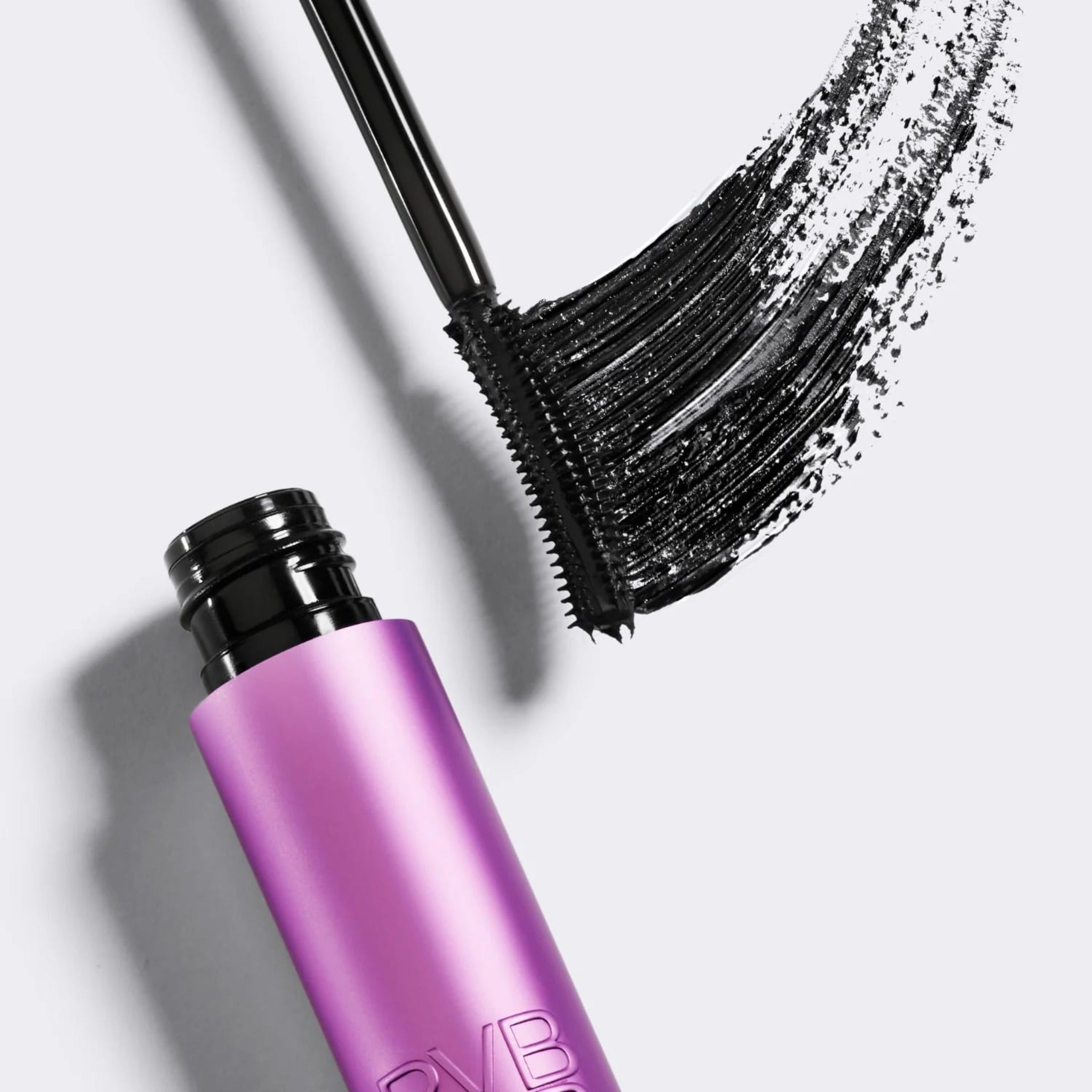Mascara Give Me More