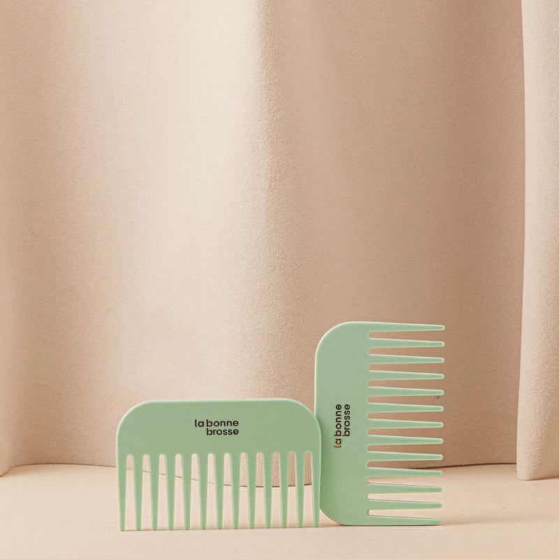 the-small-detangling-comb-bluelagoon