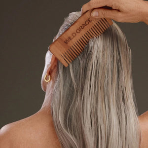 wild-grace-wooden-comb-neem-1